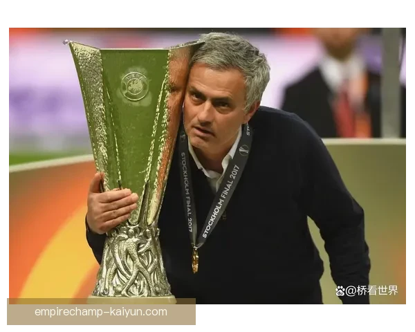 穆里尼奥战术演变引发关注，状态持续提升人们期待其带队表现。