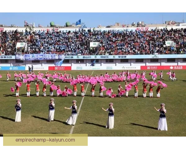 东亚杯期间球迷歌声回荡赛场，热情支持球队表现值得关注